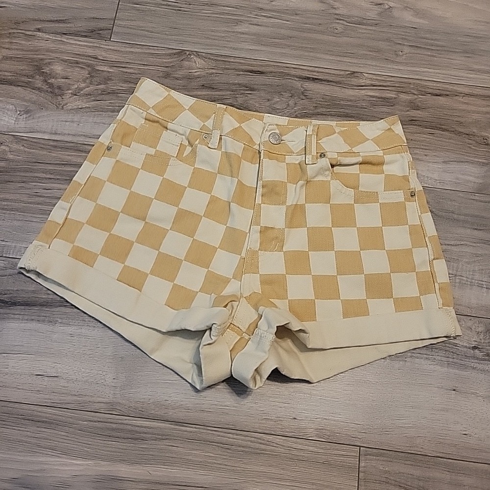 PACSUN Mom Shorts Women's Size 26 Tan Checkered Denim‎ Shorts Cuffed
